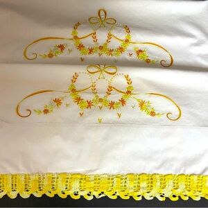 Embroidered Cases Vintage Cotton Yellow Floral Grannycore Farmhouse